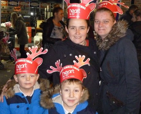Heart Angels: Rainham Christmas Light Switch On (2