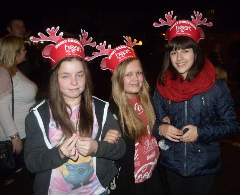 Sawbridgeworth Light Switch On (28 November 2014)