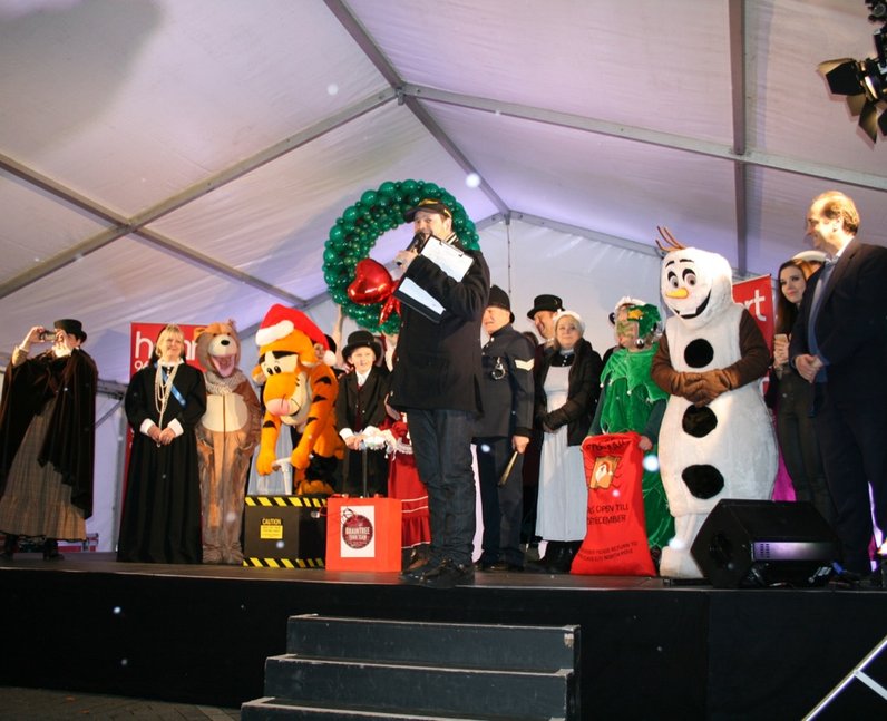 Braintree Town Centre Light Switch On (30 November