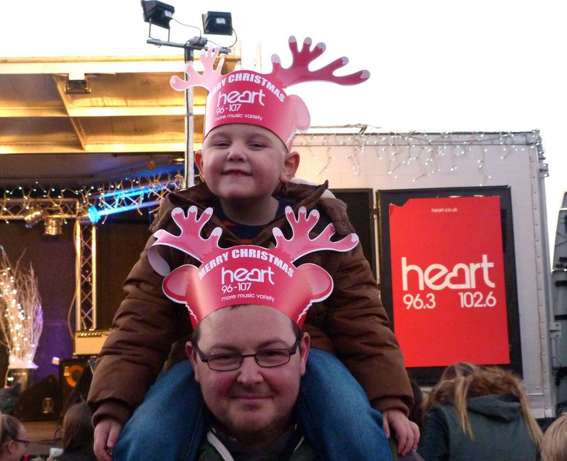 Canvey Island Lights Switch On (29 November 2014)