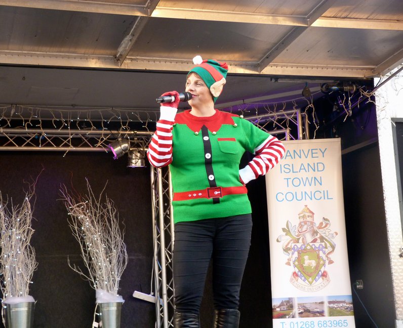Canvey Island Lights Switch On (29 November 2014)