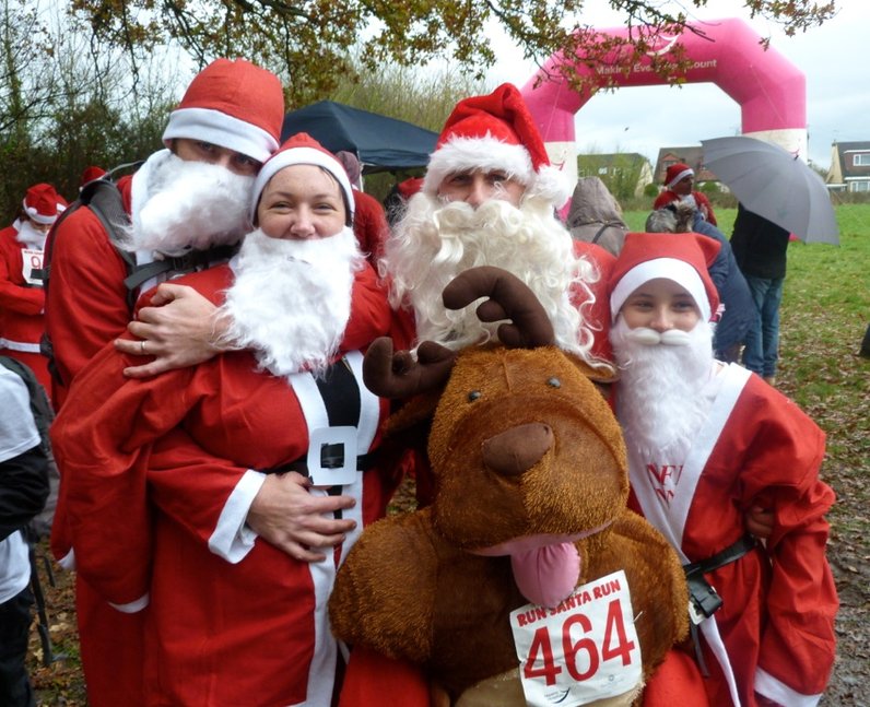 Havens Hospice Santa Run (7 December 2014)