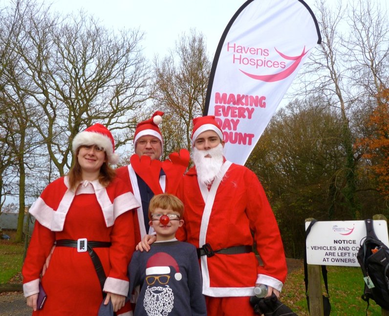 Havens Hospice Santa Run (7 December 2014)