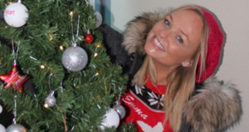 Emma Bunton decorating a tree