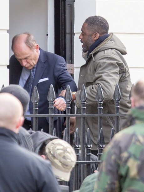 Idris Elba on set