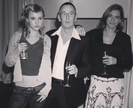 Suki Waterhouse and her parents throwback picture