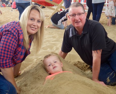 Centre:mk Summer Beach - 11th August 2015
