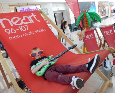 Heart Angels: Giant Deckchair - Bluewater (14th Au