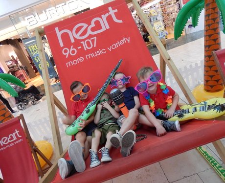Heart Angels: Giant Deckchair - Bluewater (14th Au