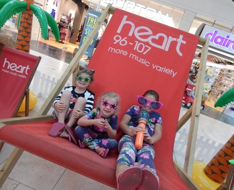 Heart Angels: Giant Deckchair - Bluewater (14th Au