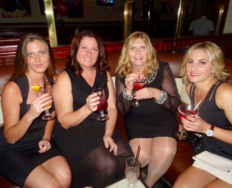 Su's Little Black Dress Party - Dick De Vigne's