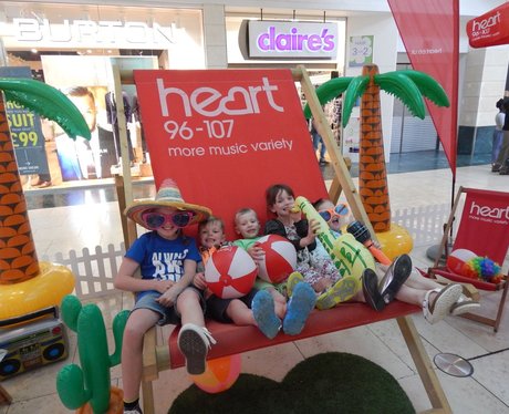 Heart Angels: Giant Deckchair - Bluewater (16th Au
