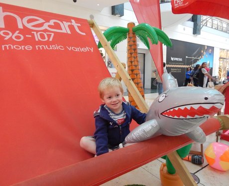 Heart Angels: Giant Deckchair - Bluewater (16th Au