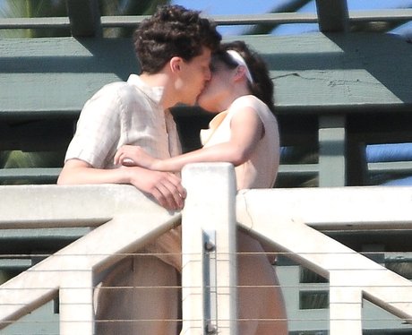 Kristin Stewart and Jesse Eisenberg