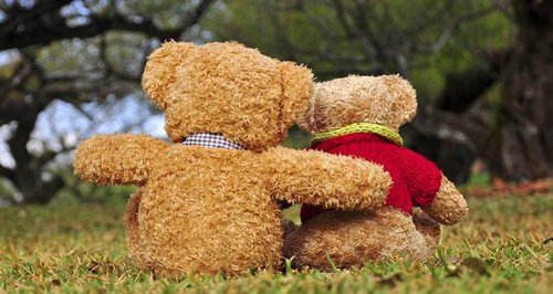 Image result for teddy bear with hearts