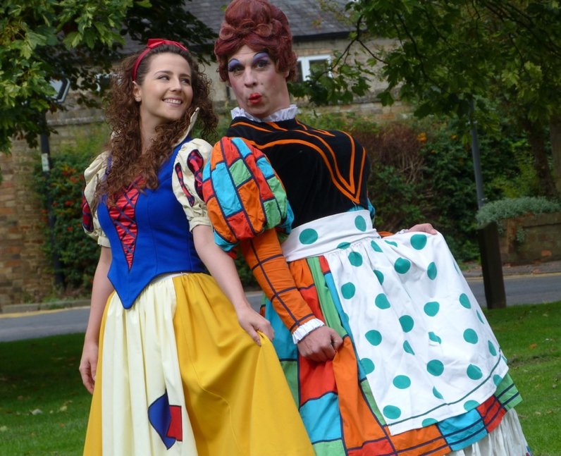 Ely Pantomime - Snow White In Ely - Heart Cambridge