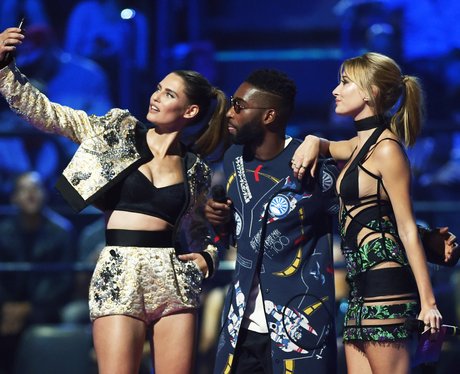 Hailey Baldwin,Tinie Tempah, Binace Balti MTV EMA'