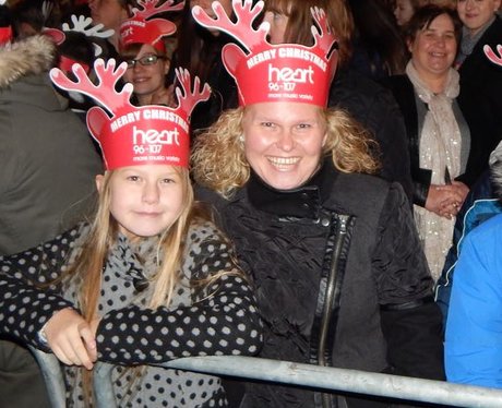 Heart Angels: Bluewater Christmas Light Switch On
