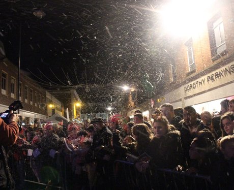 Heart Angels: Canterbury Christmas Light Switch On