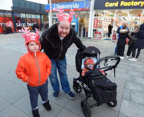 Heart Angels: Strood Christmas Light Switch On (21