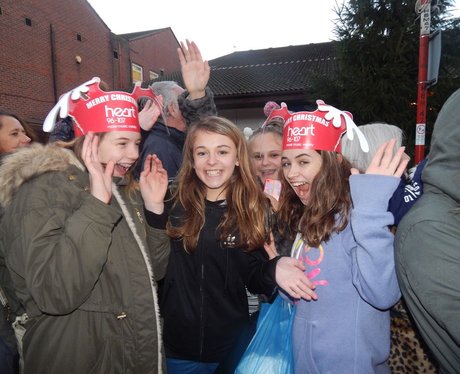 Heart Angels: Rainham Christmas Light Switch On (2