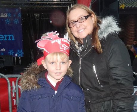 Heart Angels: Rainham Christmas Light Switch On (2