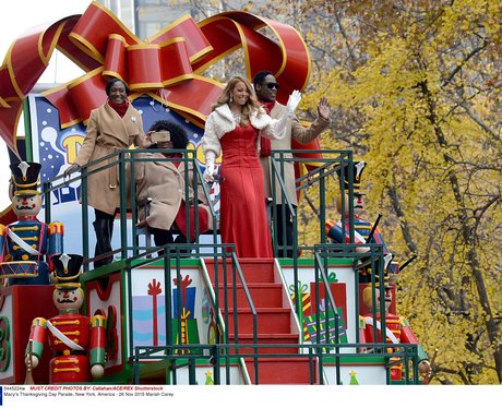 Maria Carey Thanksgiving Day Parade New York