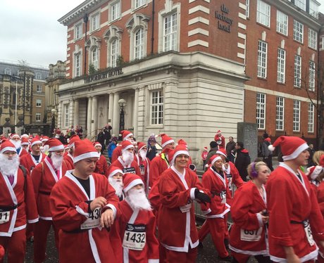 Heart At The Reading Santa Run