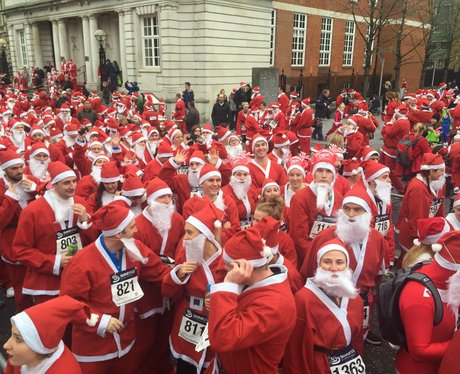 Heart At The Reading Santa Run
