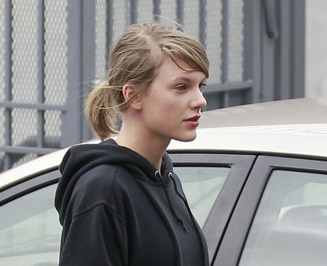 stars without makeup taylor swift