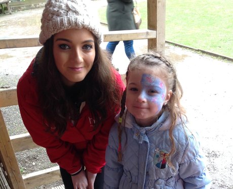 Street team facepainting children