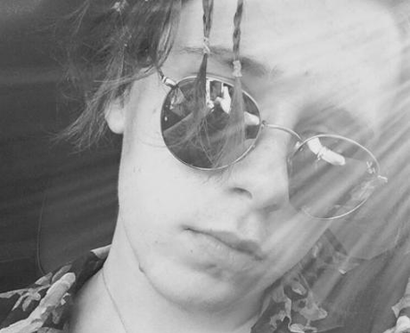 Brooklyn Beckham Coachella braids