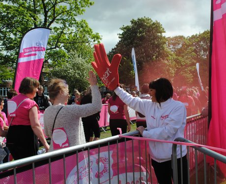 Race For Life Wakefield 2016