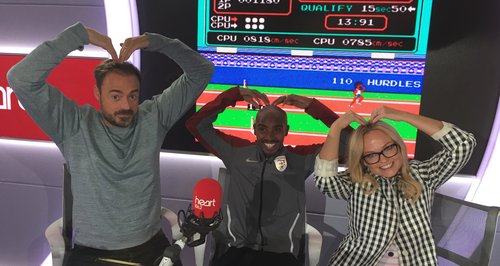 Mo Farah With Jamie And Emma