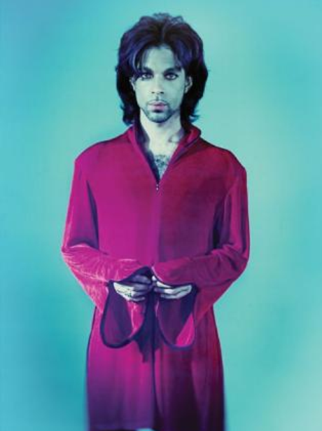 Exclusive Un-Seen Pics Of Prince Released On His O