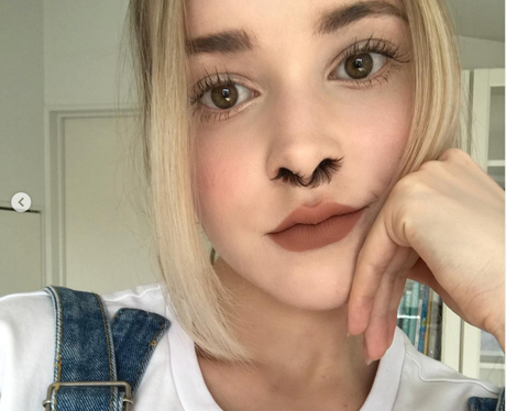 Nostril hair trend