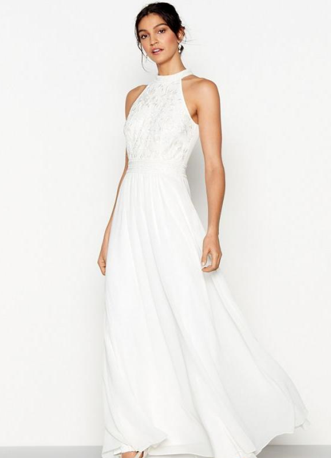 High street hot sale wedding gowns