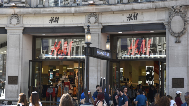 H&M are making their clothes BIGGER after sizing backlash - Heart