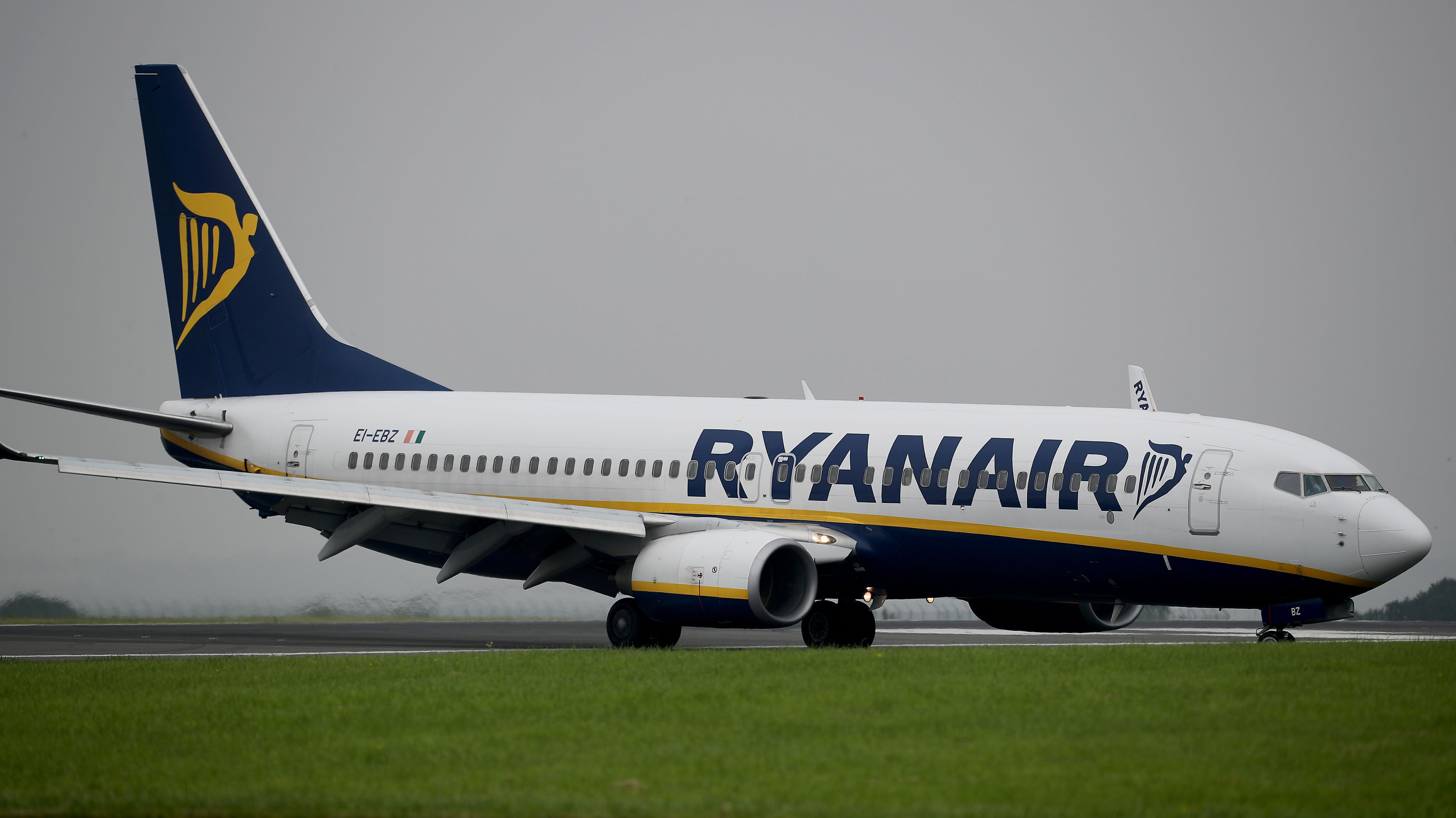 Ryanair plane 1