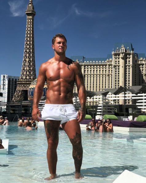 Celebrity Big Brother Dan Osborne Is He Married And How Old Is He