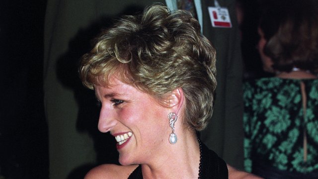 WATCH: 'The Crown' actor Emma Corrin nails Princess Diana's coy look