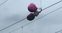 Network Rail Balloons in wires